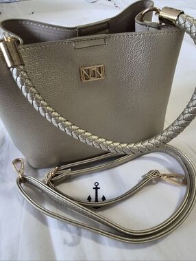 New Look Shoulder Bag With Detachable Strap.